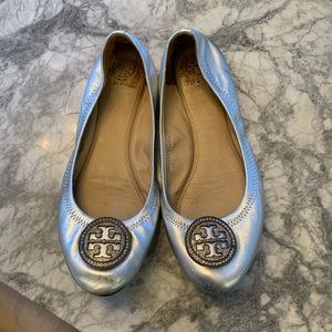 Tory Burch flats size 7.5 with crystal logo